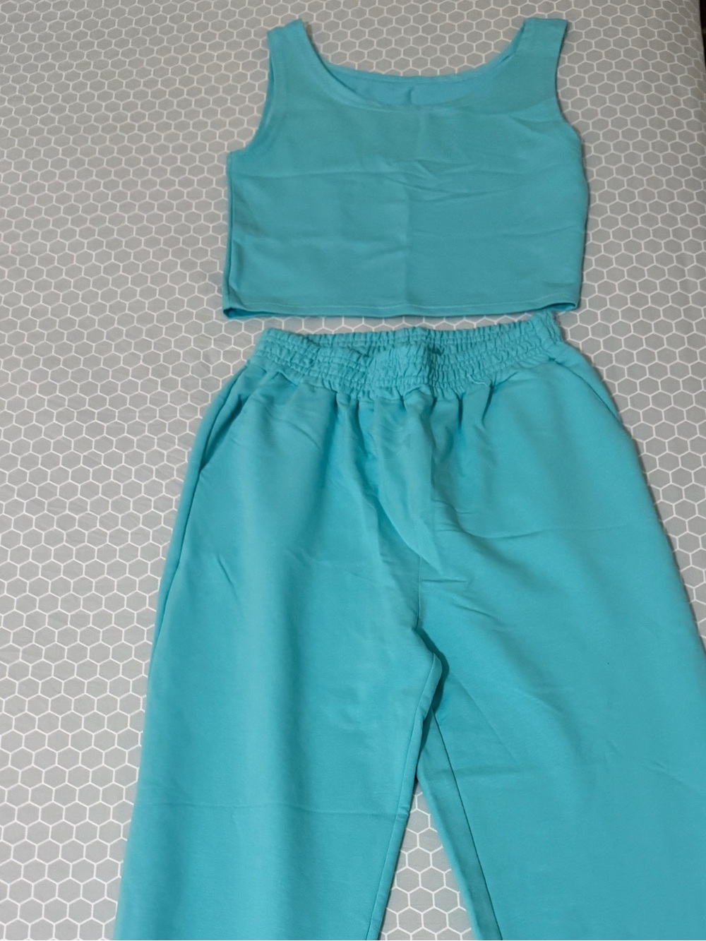 3 piece set - tank top, zipper, sweatpants